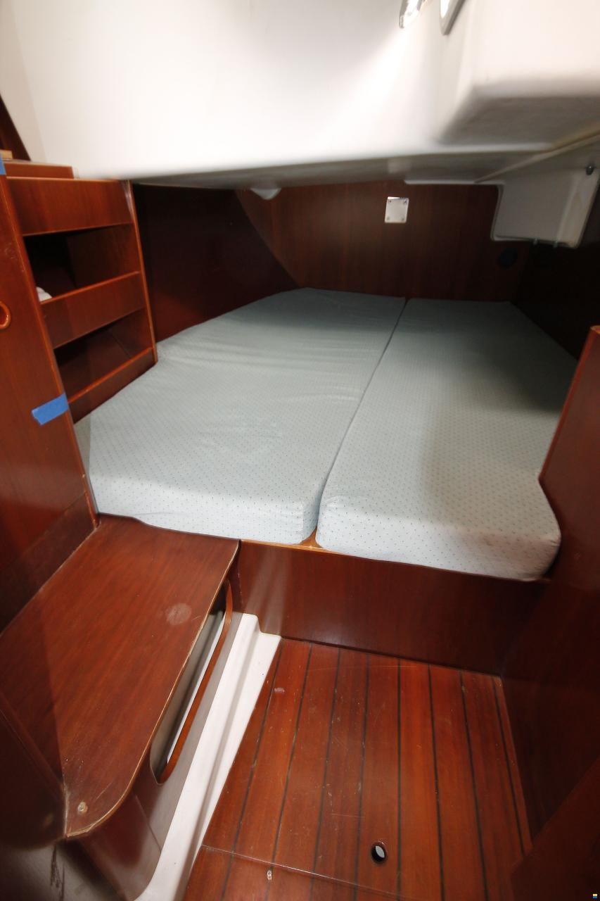 Beneteau Oceanis Clipper 411