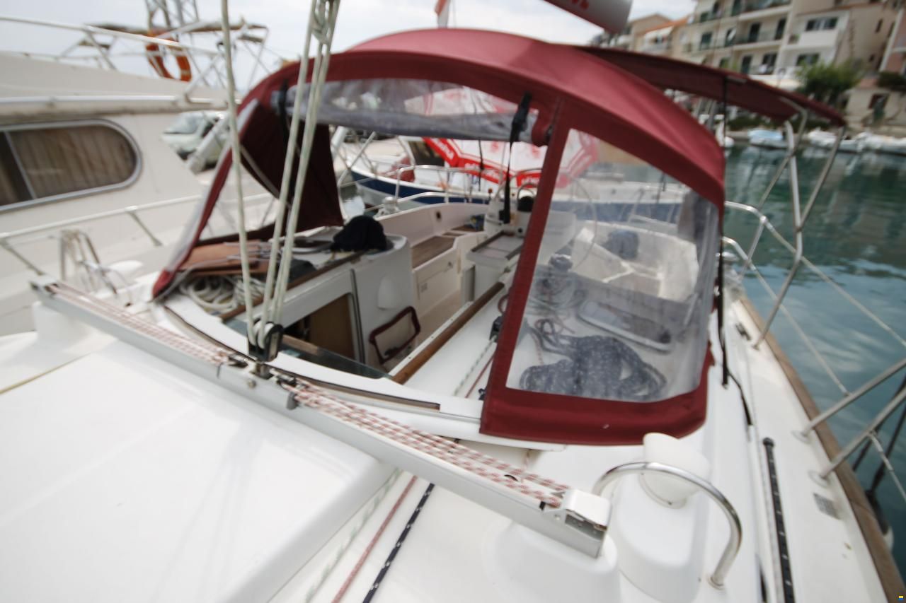 Beneteau Oceanis Clipper 411