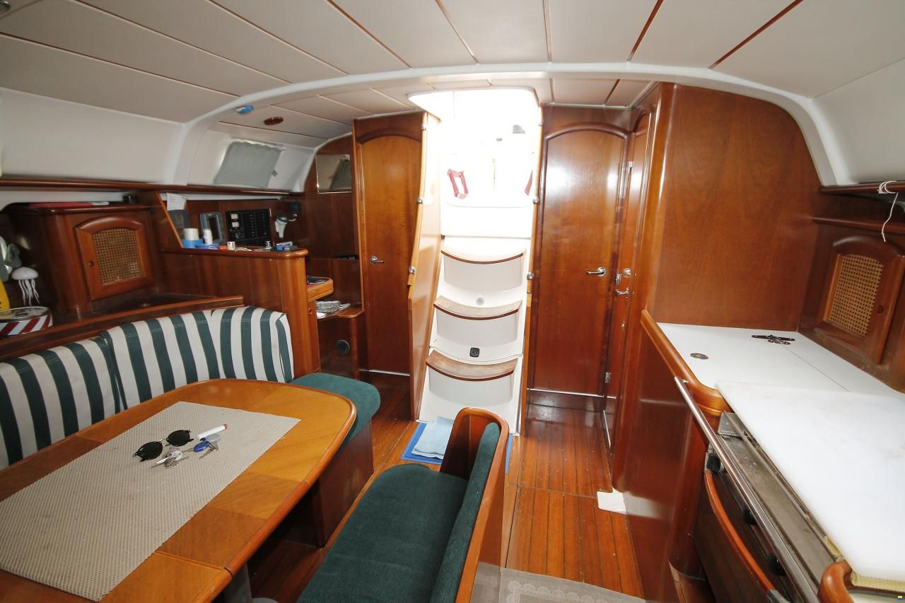 Beneteau Oceanis Clipper 411