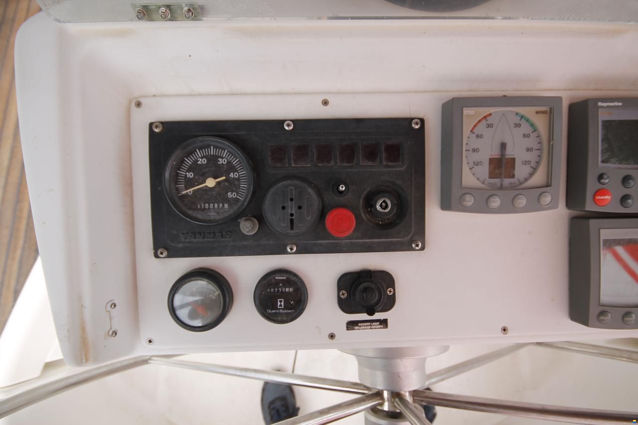 Beneteau Oceanis Clipper 411