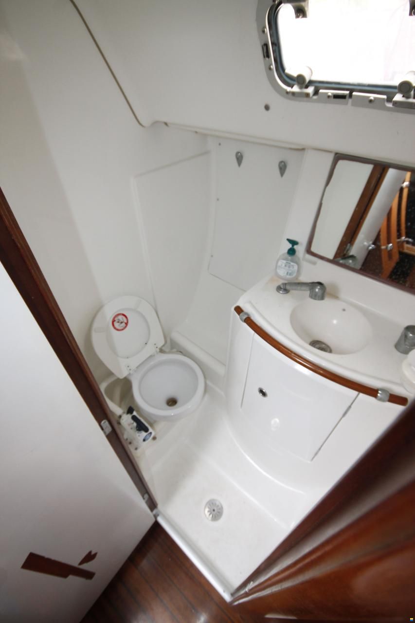 Beneteau Oceanis Clipper 411