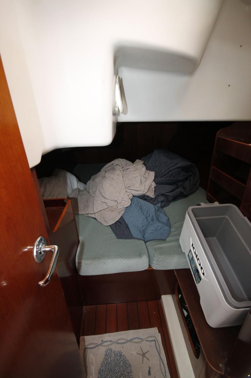 Beneteau Oceanis Clipper 411
