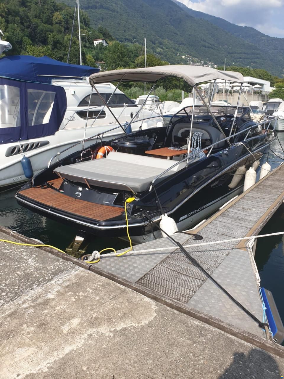 Cranchi Endurance 30