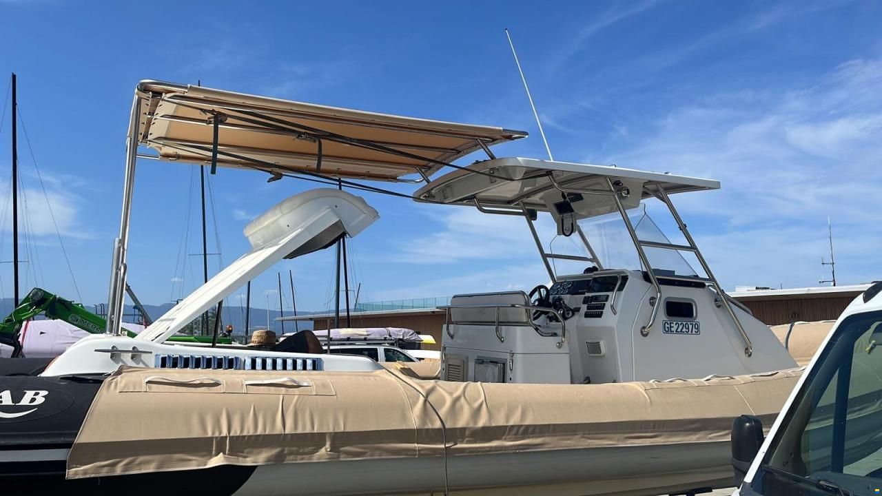 CAB Dorado 10