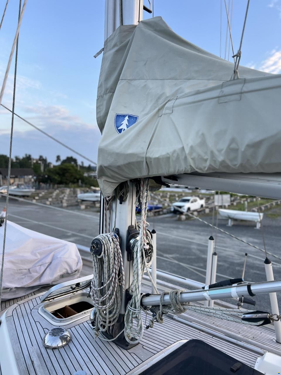 Hallberg-Rassy 382