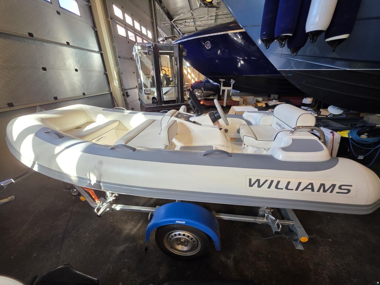 Williams Turbojet 325