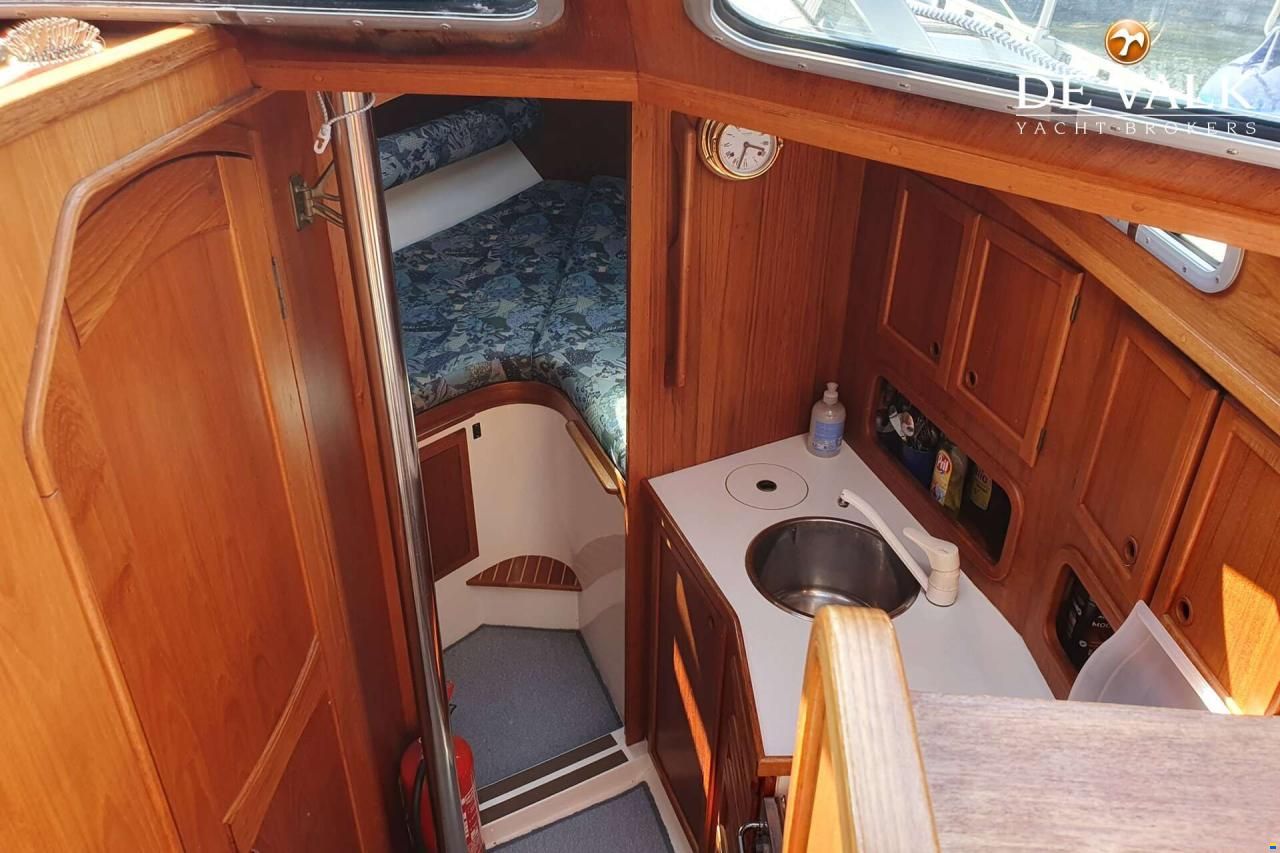 Nauticat 32