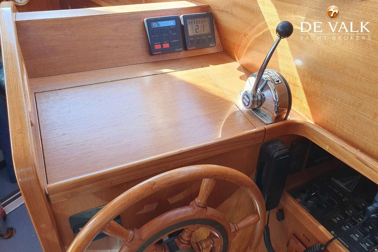 Nauticat 32