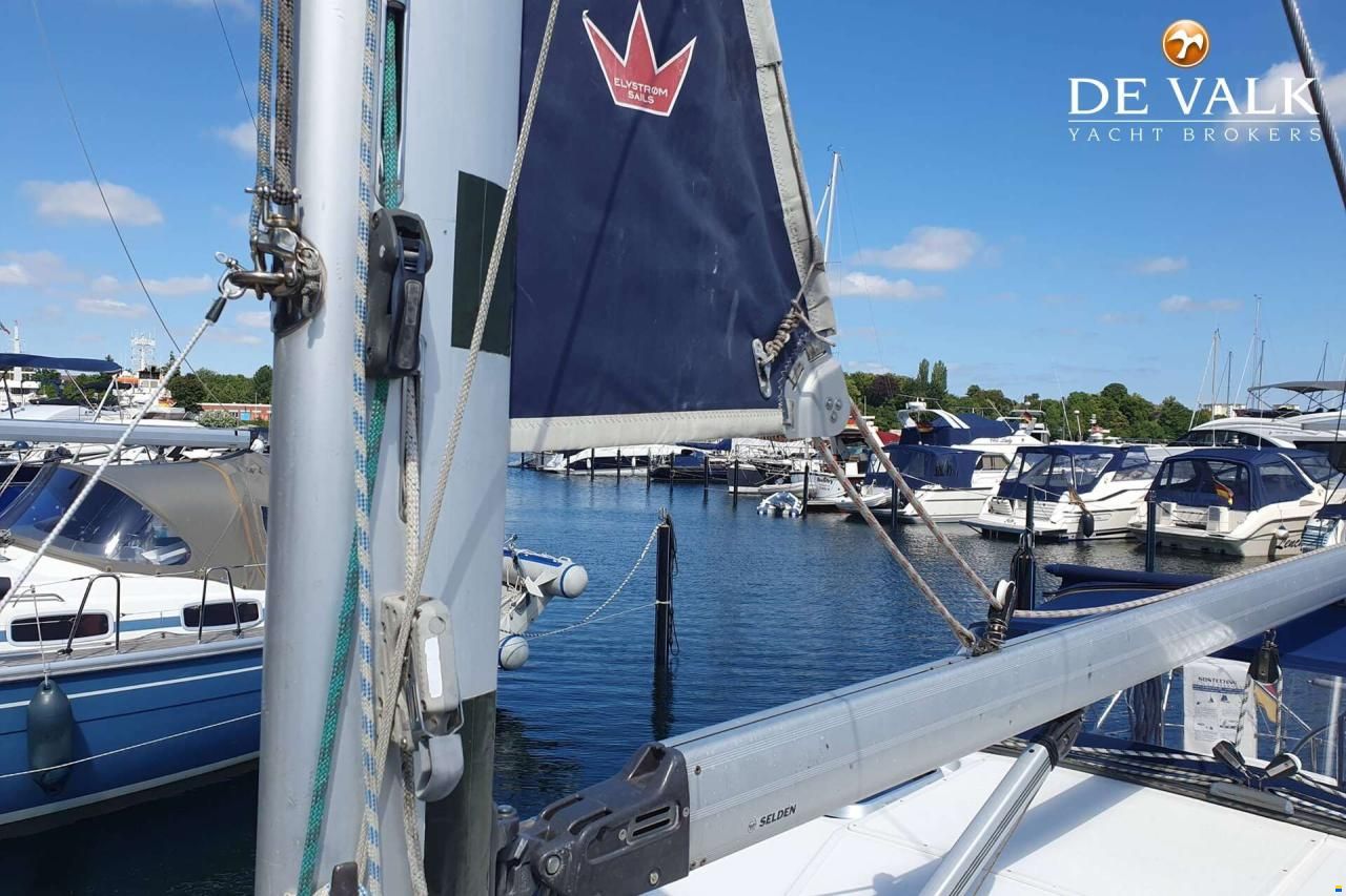 Nauticat 32