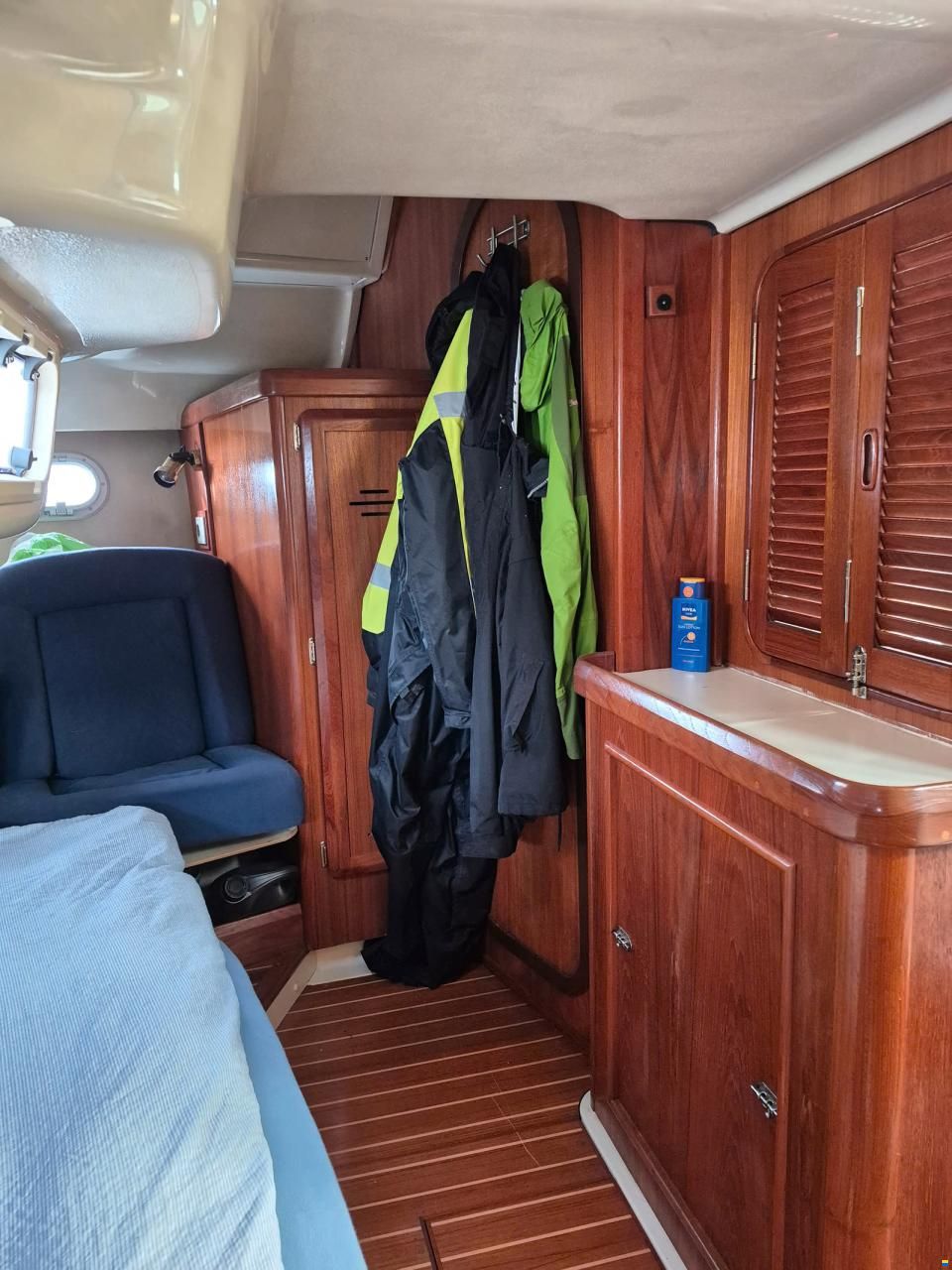 Hunter 430 Legend