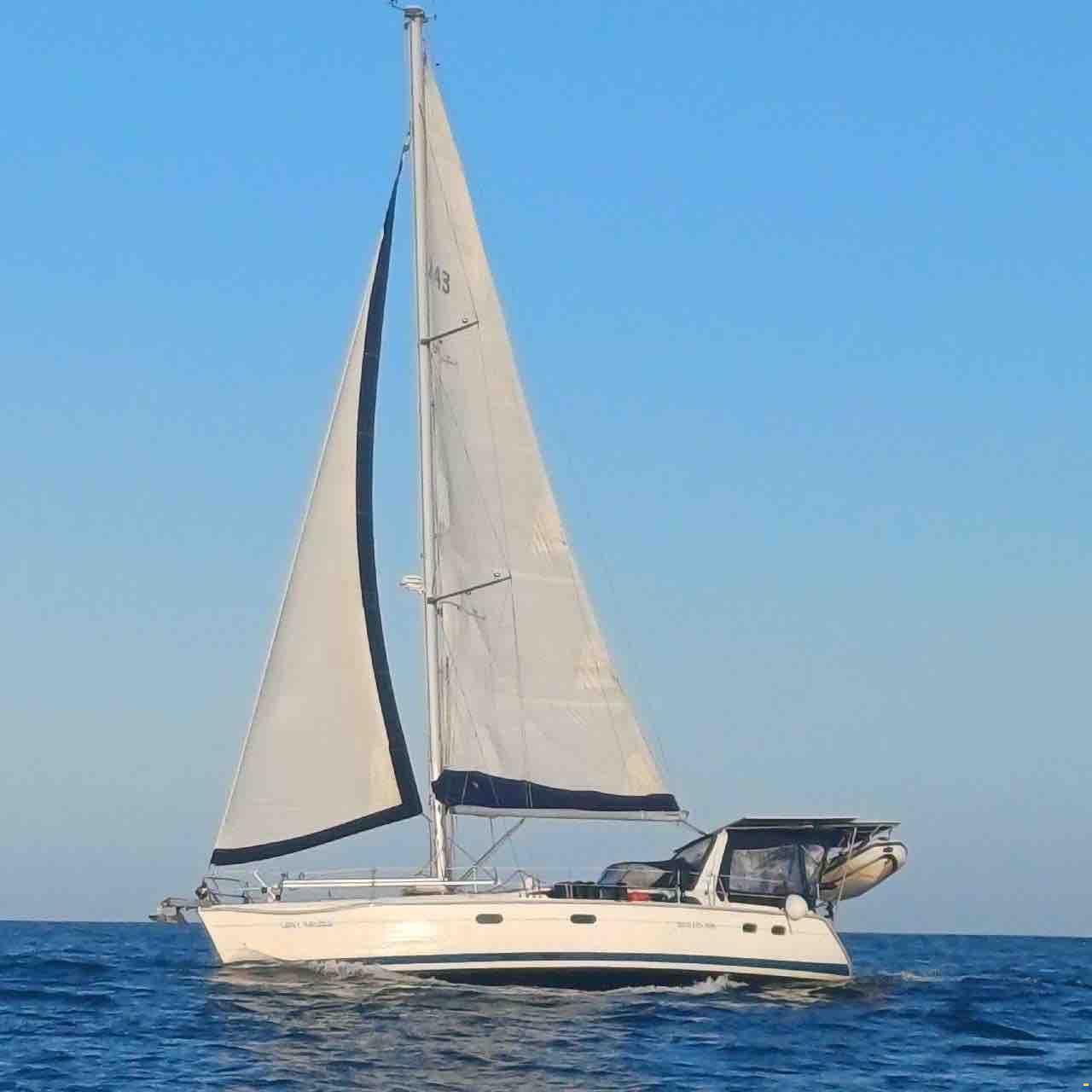 Hunter 430 Legend