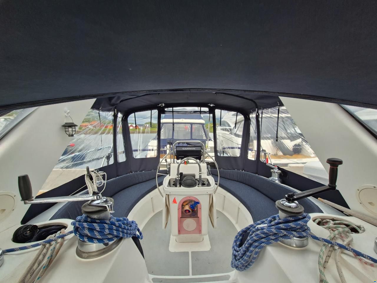 Hunter 430 Legend