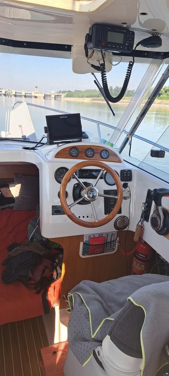 Quicksilver 635 Weekend