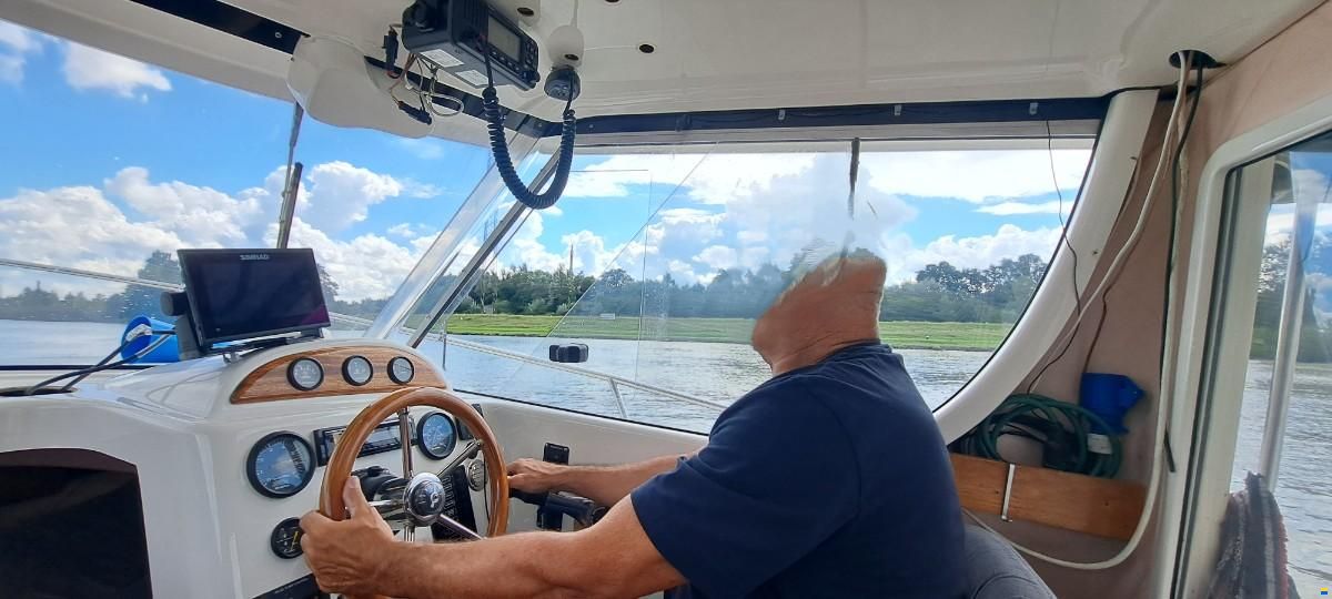 Quicksilver 635 Weekend
