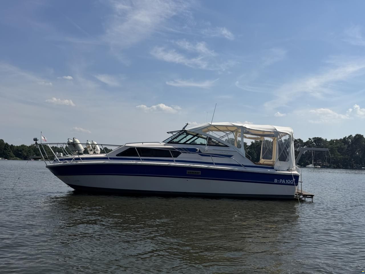 Sea Ray 300 Express