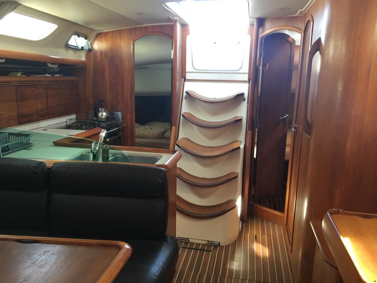 Jeanneau Sun Odyssey 43 Legende
