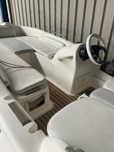 Sun Marine Sportief klein motorbootje 20PK