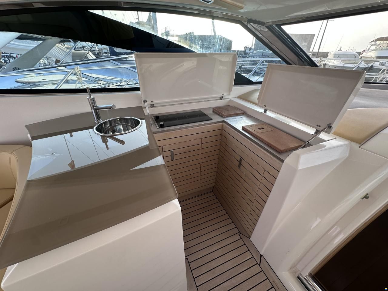 Sessa C52