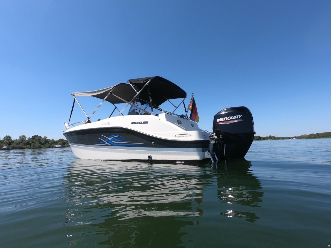 Quicksilver 455 Active Open