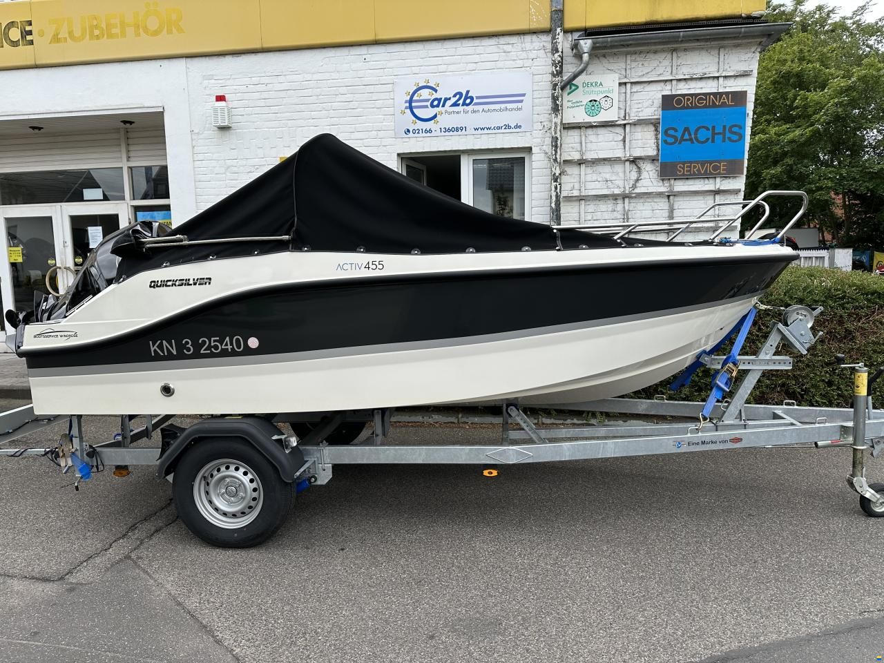 Quicksilver 455 Active Open