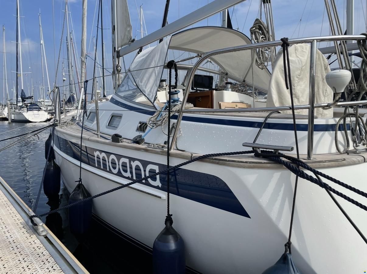 Hallberg-Rassy HR342