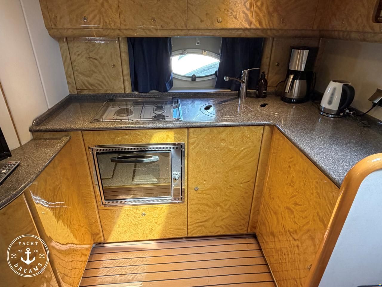 Princess V39