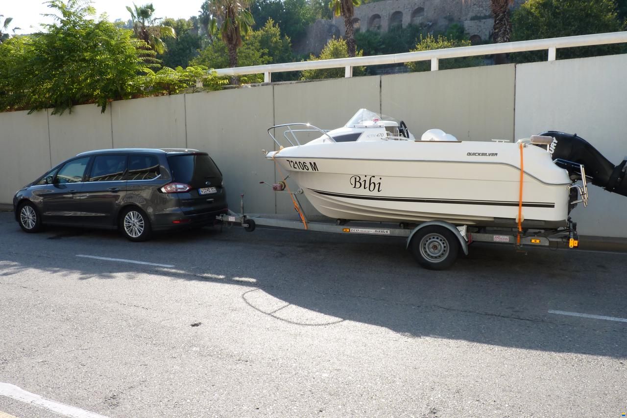 Quicksilver Activ 470 Cabin