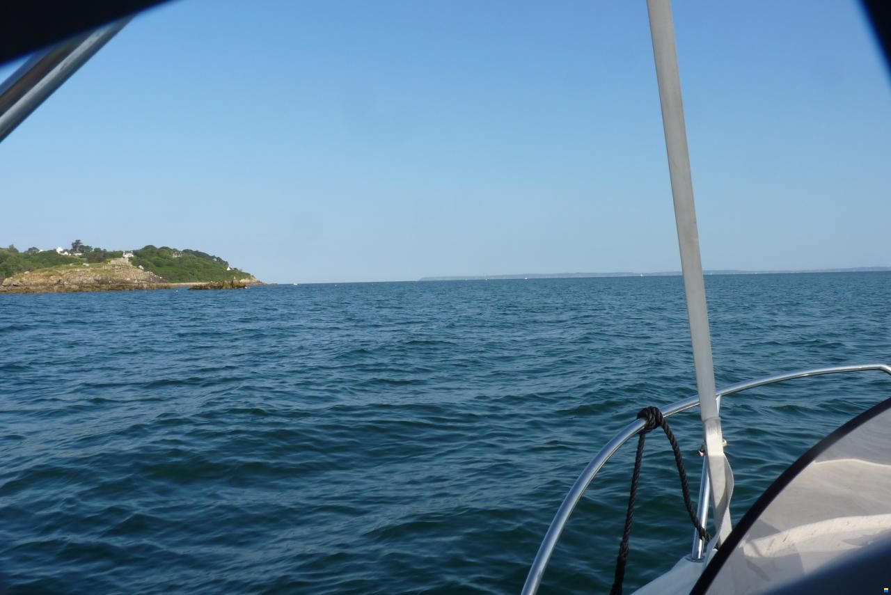 Quicksilver Activ 470 Cabin