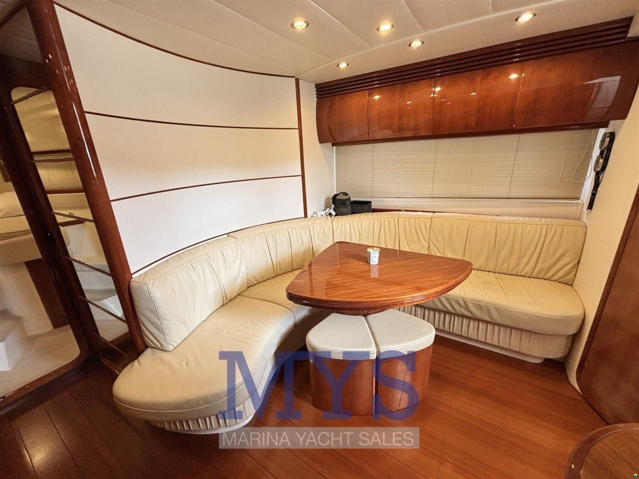Pershing 46'