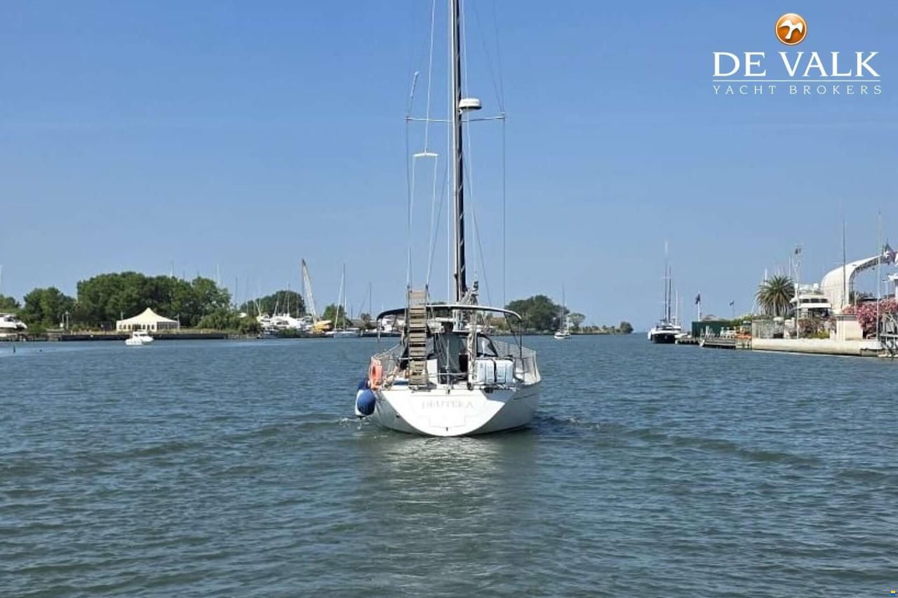 Grand Soleil 38