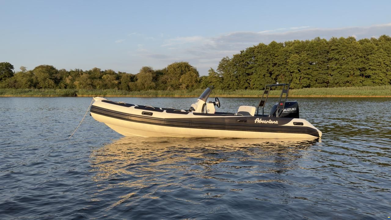 Adventure Vesta 585