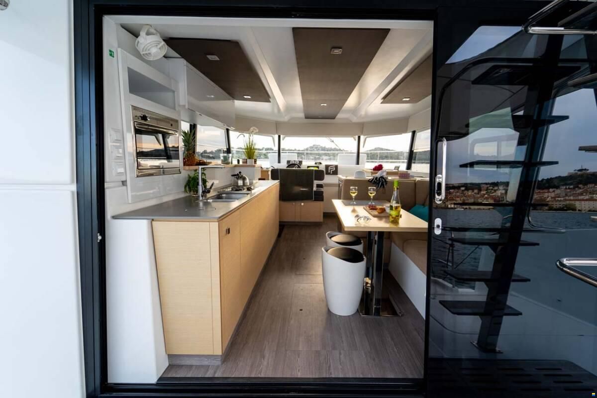 Fountaine Pajot MY 37