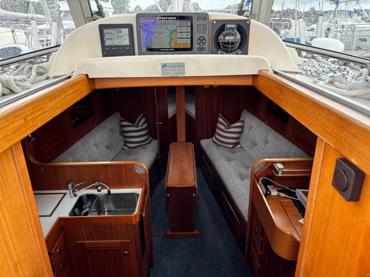 Hallberg-Rassy 31
