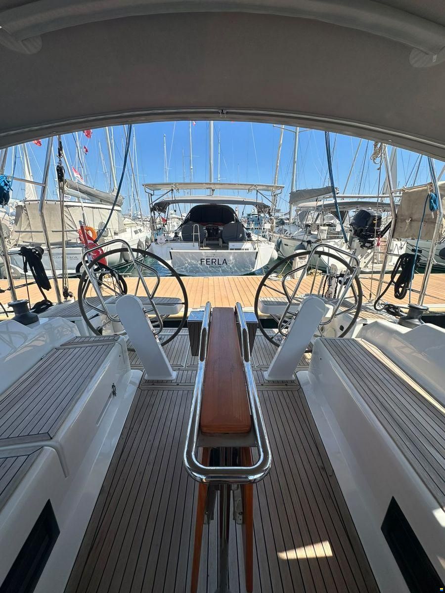 Hanse 418