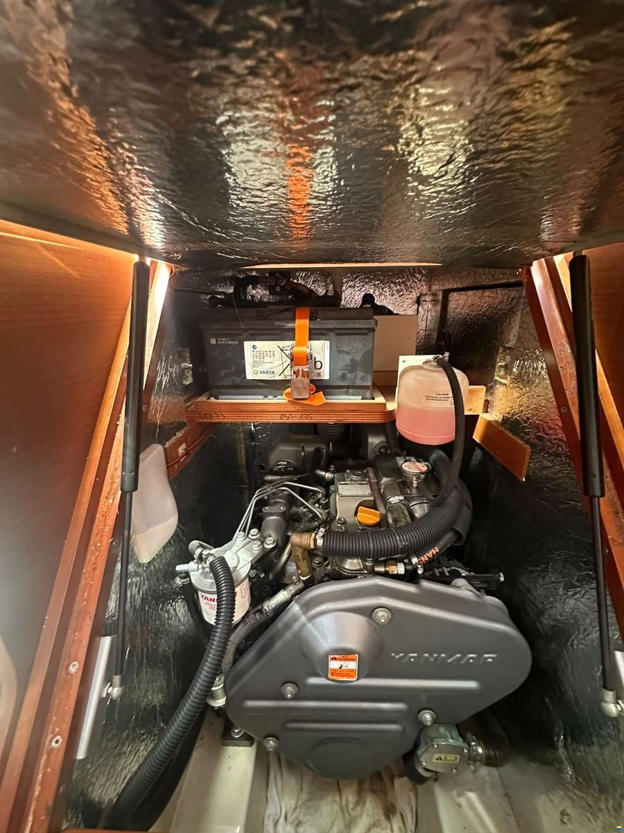 Hanse 418