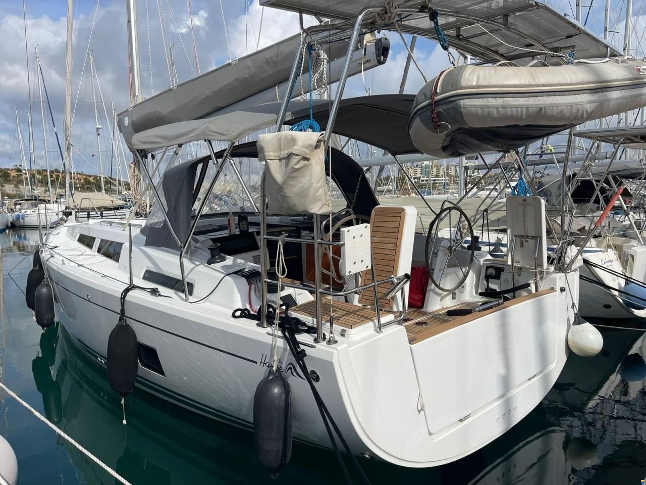 Hanse 418