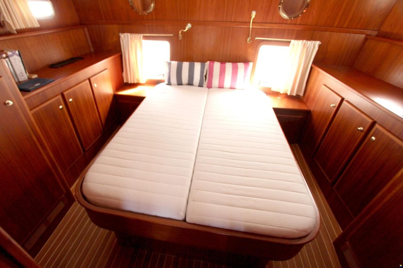 Babro KREUSER YACHTING SPORT BOAT 1150XL