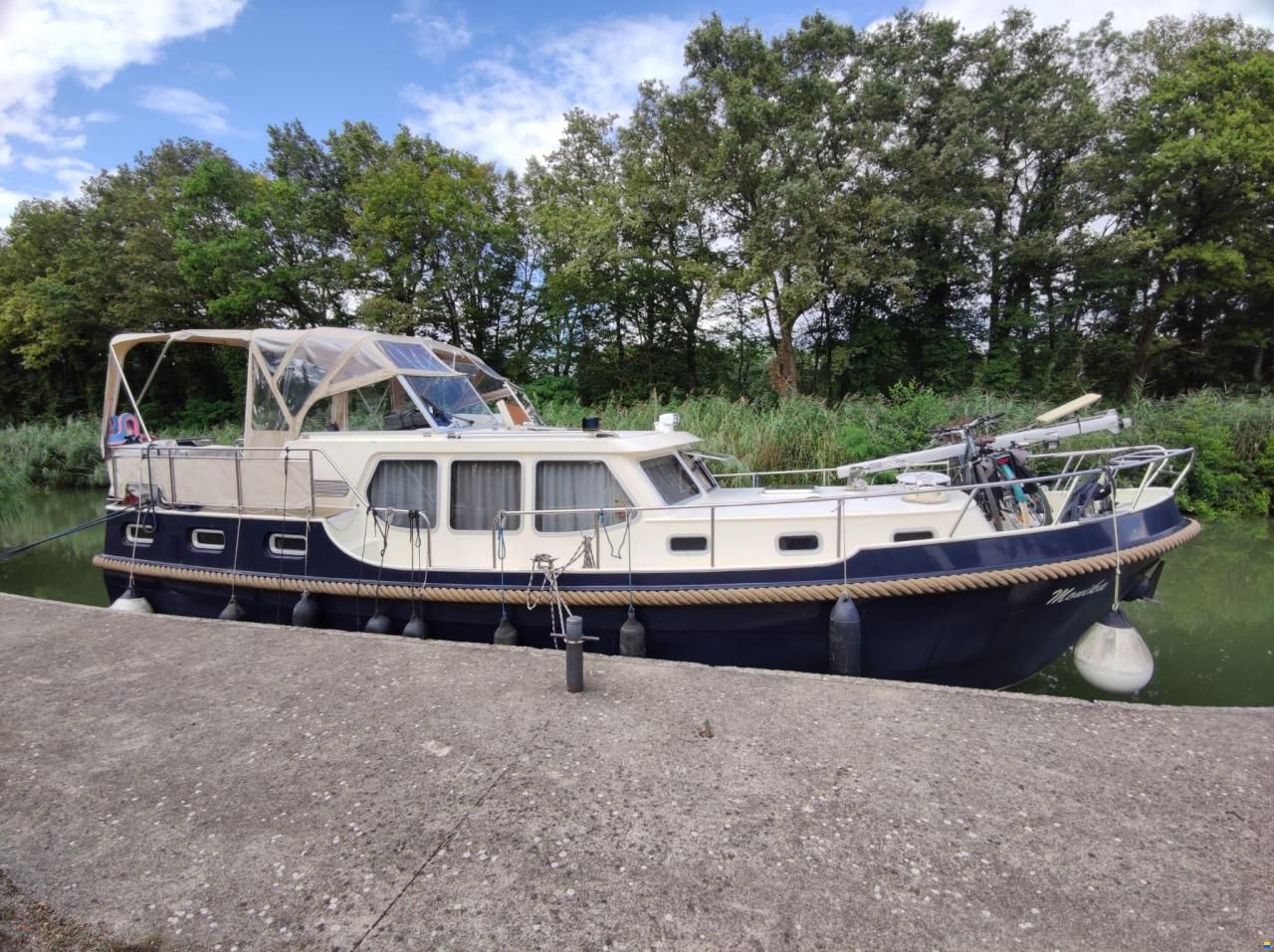 Babro KREUSER YACHTING SPORT BOAT 1150XL
