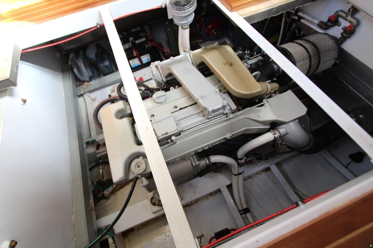 Babro KREUSER YACHTING SPORT BOAT 1150XL