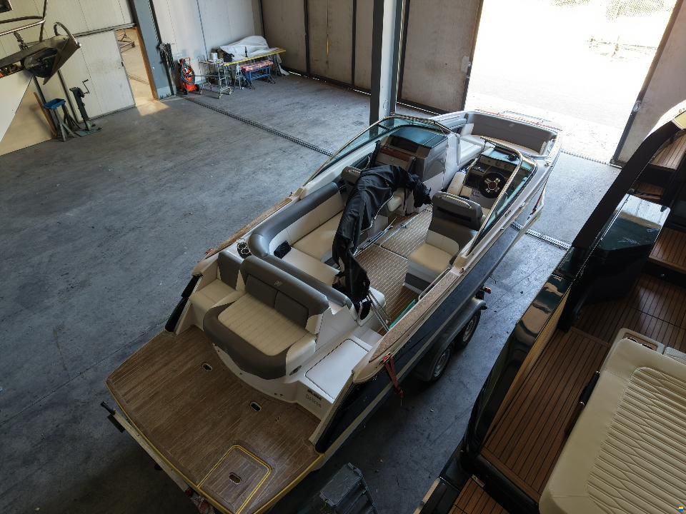 Four Winns SL 262