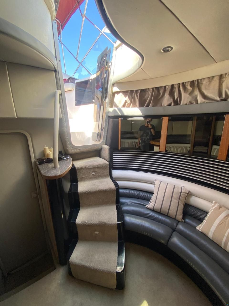 Bayliner Avantni 4285 Sunbridge