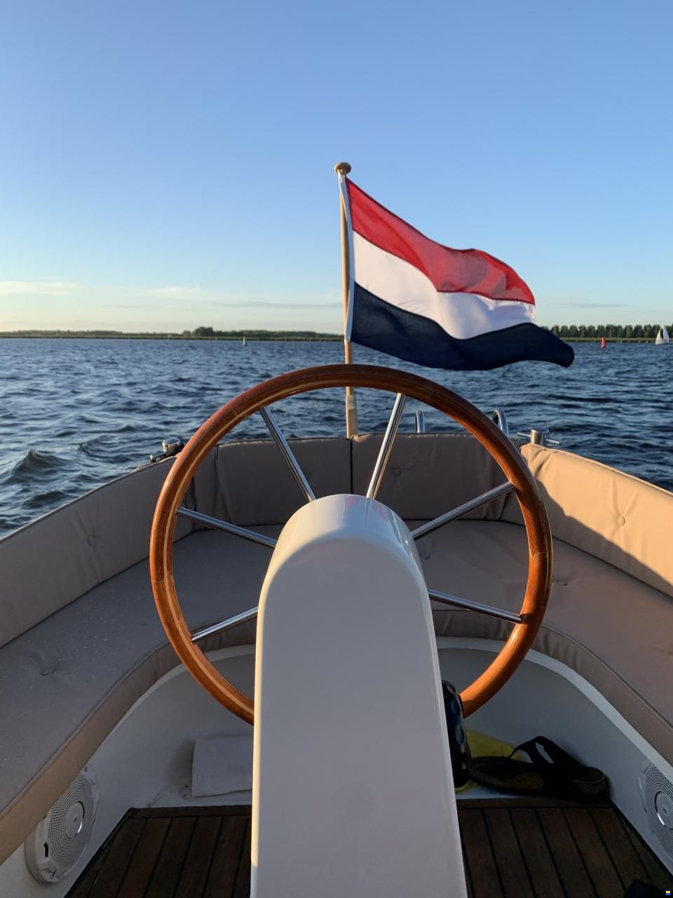 Bell Marine model 500