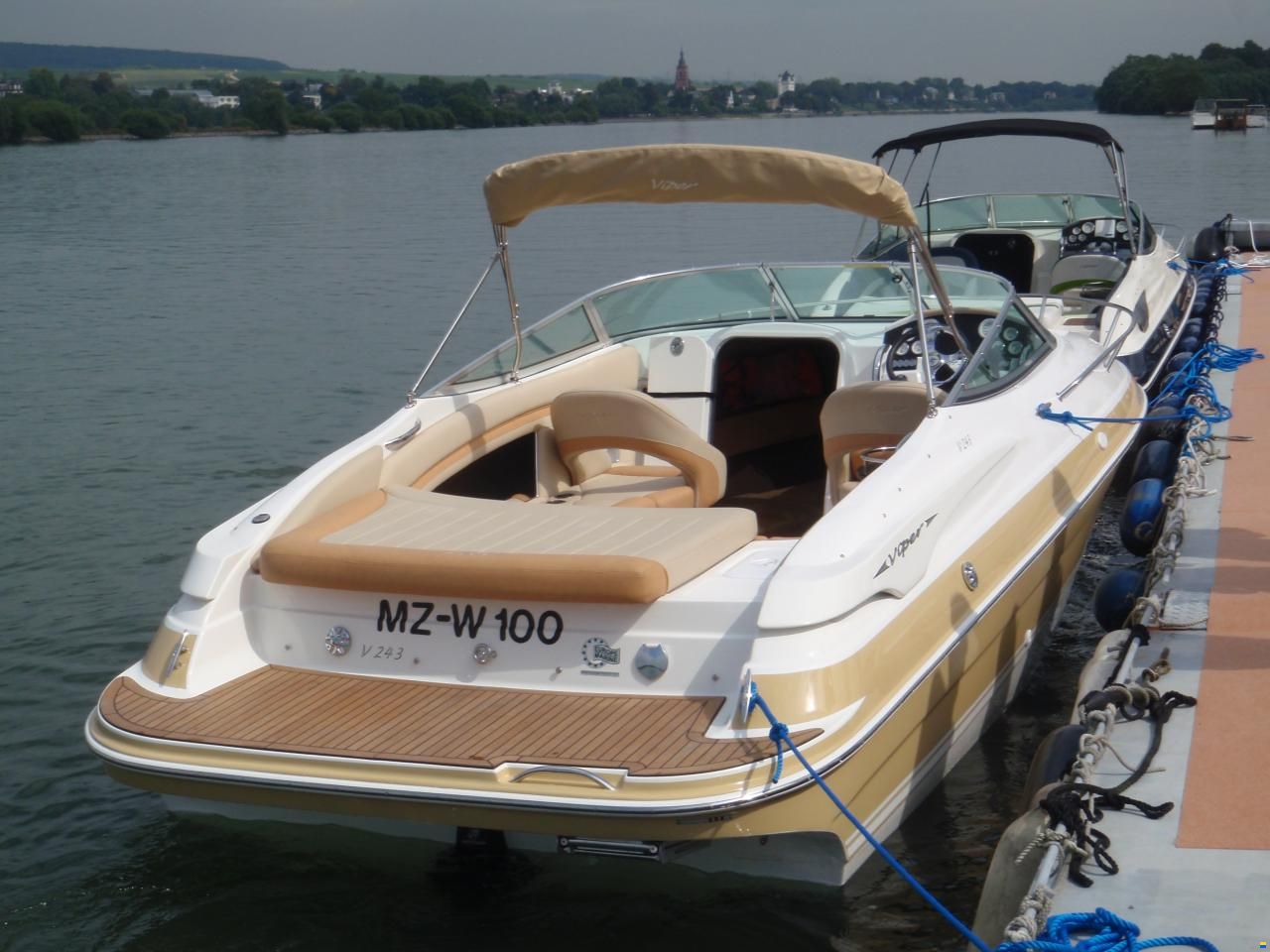 Europe Marine Viper 243