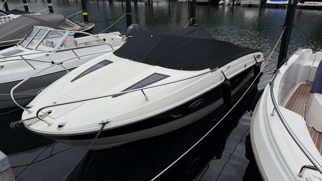Bayliner 642 Cuddy