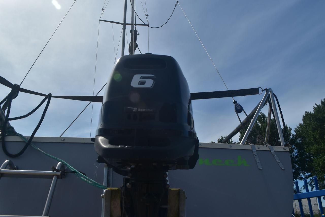 X-79 Sportieve Kajuitzeiler