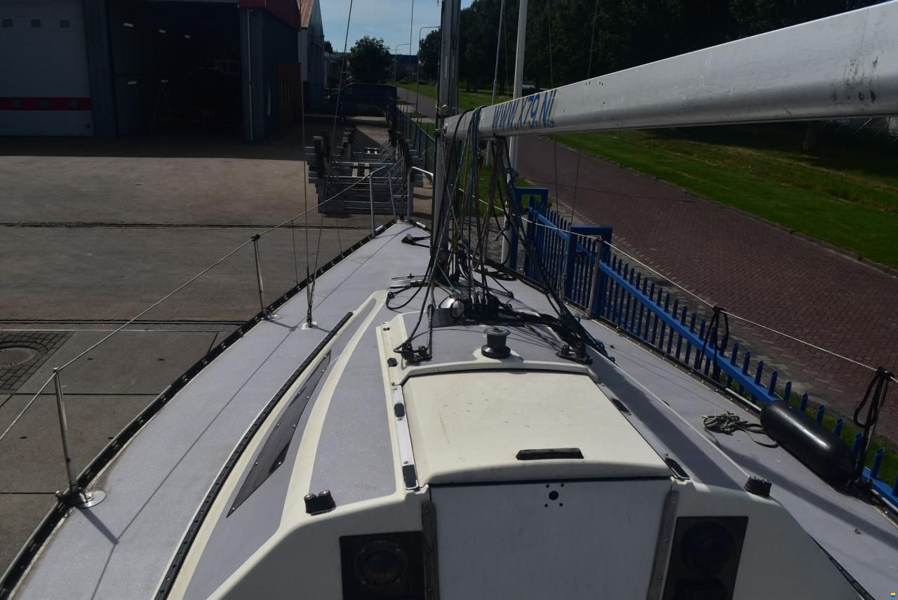 X-79 Sportieve Kajuitzeiler