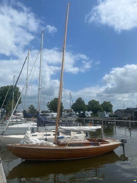 Begr&eacute; Nordische Folkeboot 7.64