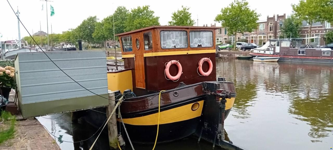 Steilsteven 24.00 Met Vaste Ligplaats Aan De Emmakad