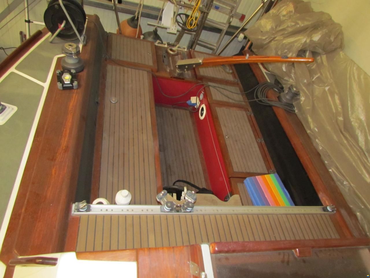 Waarschip 900 +
