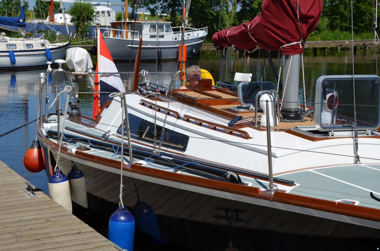 Waarschip 900 +